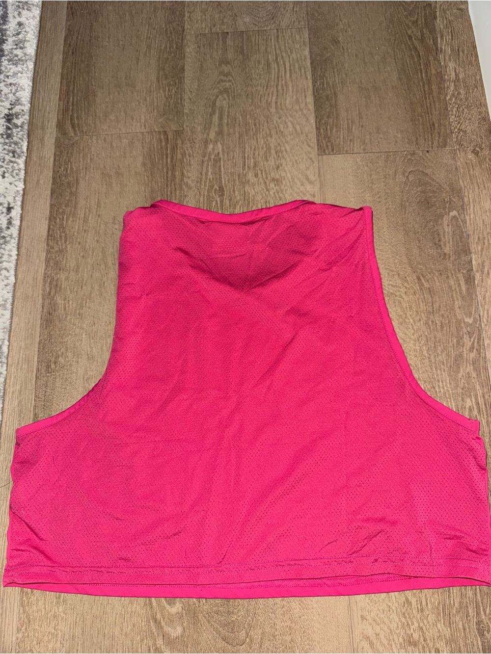 Gymshark Pink Performance Cropped Tank - Picture 2 of 3